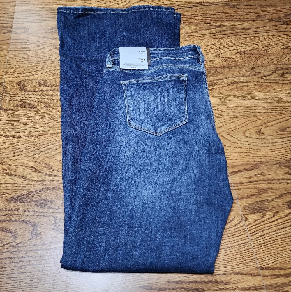 NWT Kancan Midrise Flare 15/31